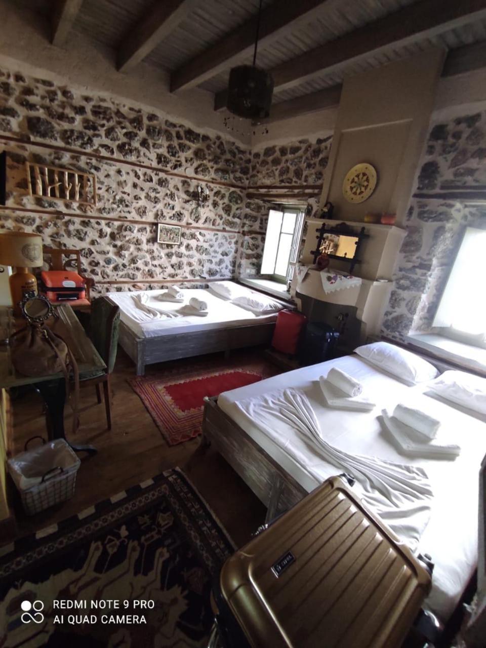 Bayiri Petit Pension Litochoro Habitación foto